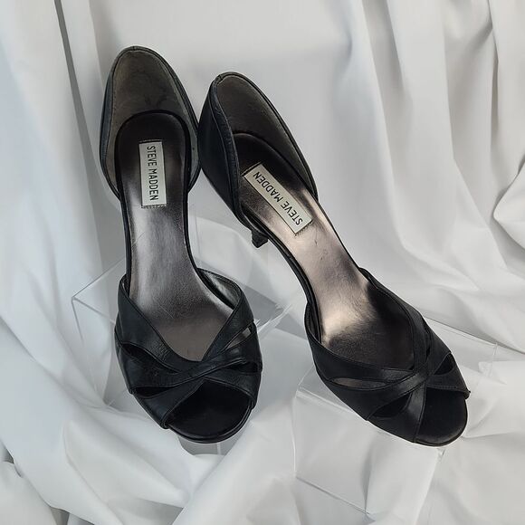 🐞Steve Madden Black "Escape" Open Toe Leather Heels Size 8 - Picture 1 of 11